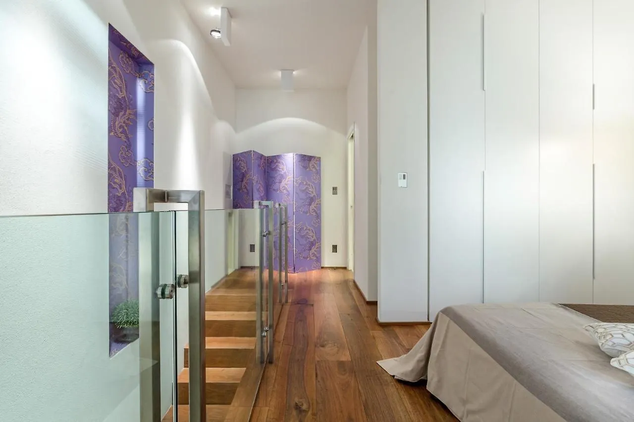 Casa Patricia, A Homey Luxury Modern & Quiet Apartment With Parking & Garden Within The Walls Lucca