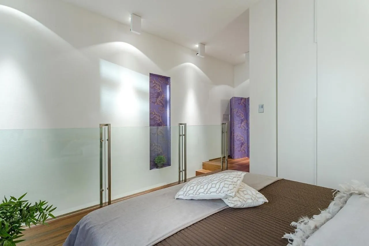 Casa Patricia, A Homey Luxury Modern & Quiet Apartment With Parking & Garden Within The Walls Lucca